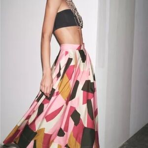 NWT - Zara Multicolor Abstract Midi Skirt